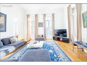 Haussmannien 130 m² vue Bonne Mère  Vieux-Port