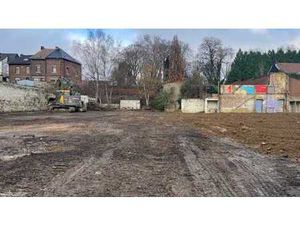 Terrain à vendre avec 2 facades (avis aux investisseurs)