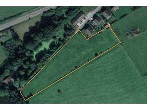 OPPORTUNITE : TERRAIN DE 80 ARES À VENDRE À ROSÉE