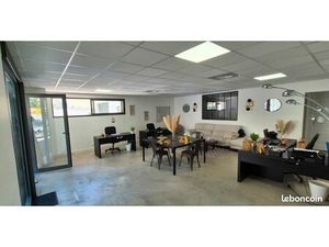 À LOUER – Local commercial 70 m² – Centre-ville