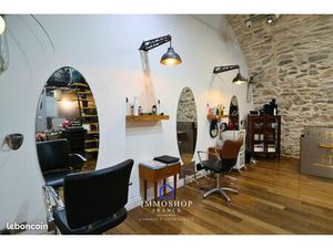 Local 55 m² Roquefort-la-Bédoule