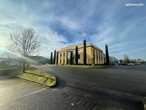 Local bureaux 1 440 m²