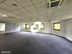 Bureaux 843 m²
