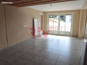 Local 94 m² Condrieu