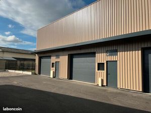 Local  atelier  entrepôt