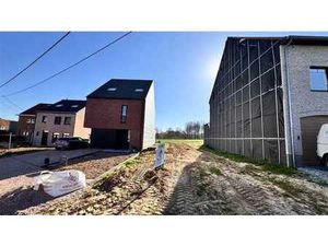 TERRAIN DE CONSTRUCTION DE 1218m² POUR CONSTRUCTION CLOSE.