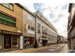 Handelspand in winkelstraat