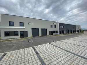 Local d'activités à vendre