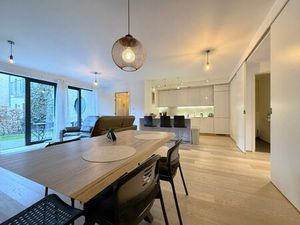 Rez-De-Chaussée à louer à Avenue du Dernier Repos 1-3 Woluwe-Saint-Lambert (VBD64043)