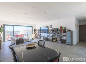 Maison T6 près de L ILE ROUSSE à vendre