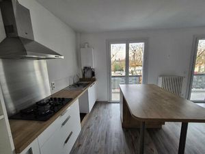 Appartement T3 de 67m2 avec balcon à Auch - entièrement rénové