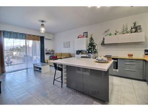 Exclusivité Superbe T2 de 50 m2 avec Terrasse de 115 m2