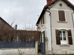 A VENDRE SECTEUR AV DE LAON MAISON T4 AVEC COUR AU CALME