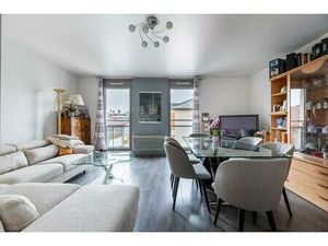 Appartement de 5 pièces de 106 m² situé à Montreuil