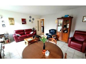 Appartement Les Mureaux 57.32 m² T-2 à vendre  120 000 €