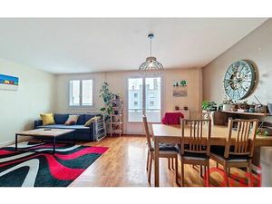 Location appartement  66.69 m² T-3 à Lyon 7  1 065 €