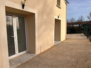 3 PIECES A LOUER SUR POMMEUSE