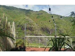 Location appartement  m² T-2 à Saint-Denis  1 600 €