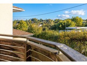 LE BALCON DU GOLF Studio avec balcon + parking  Salies-de-