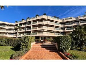 Location appartement  19.06 m² T-1 à Vallauris  650 €