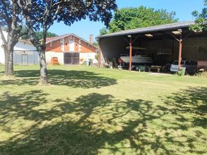 Ensemble Immobilier sur une parcelle de 1Ha 3 à ST ESTEPHE