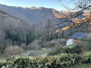 AX / Les Cabannes Maison de village avec jardin