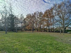 Vente terrain 1311 m² Saint-Étienne-de-Tulmont (82410)