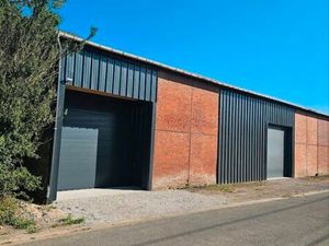 Bâtiment  local  Hangar Stockage Location
