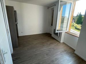 Loue appartement traversant