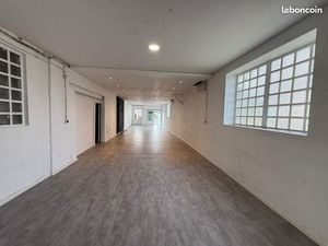 Loue grand local tarnos