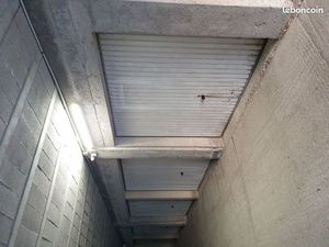 Garage sécurisé caméra