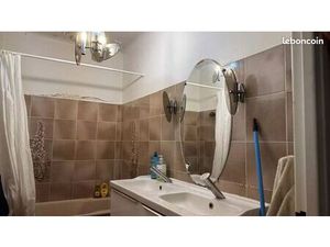 Appartement 2 pièces avec balcon et garage