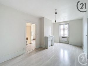 Appartement F2 à louer - 2 pièces - 44 50 m2 - Montereau Fault Yonne - 77 - ILE-DE-FRANCE