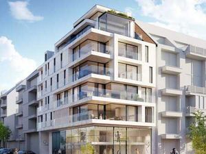 Grand local commercial à louer sur l'avenue Dumortier à Kno