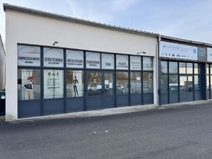 Vente commerce 293 m² Saint-Benoît (86280)