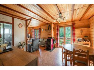 Joli chalet familiale situé proche du village.