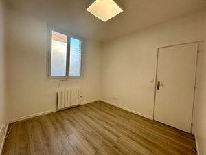 Location commerce 1 pièce 13 m² à Brétigny-sur-Orge (91220)
