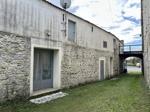 Immeuble 9 pièces - 385 m²