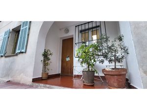 A LOUER CHARMANT 3 PIECES DANS LE VIEUX NICE