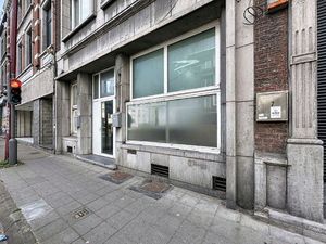 Surface commerciale à louer à Chaussée Impériale 5 Gilly (VBD64146)