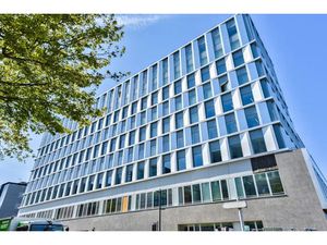 Bureaux à louer à MONTIGNY LE BRETONNEUX 78180