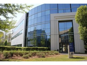 TOUT PRES DES SERVICES DU PARC