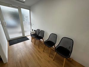 Location locaux professionnels 54 m² à Carros (06510)  NaN €