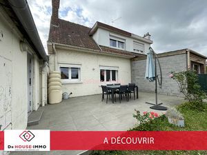 EN EXCLUSIVITE ! Maison Semi Individuelle avec jardin et garage !