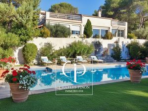 Maison à vendre 8 pièces ROGNES (13)