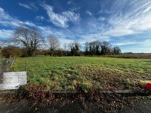 Terrain Idron 700 m2