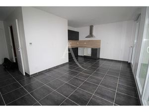 Grand Type 2 neuf avec terrasse - TERRASSES DU COLISEE/DRAPEAU