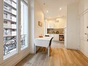 T2 lumineux Bon état Proximité Hôpital Timone / Tramway