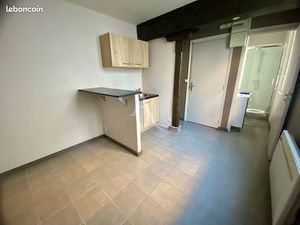 Studio 1 pièce 13 m²