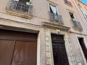 Maison de ville T7 de 170 m2 avec garage terrasse et appart